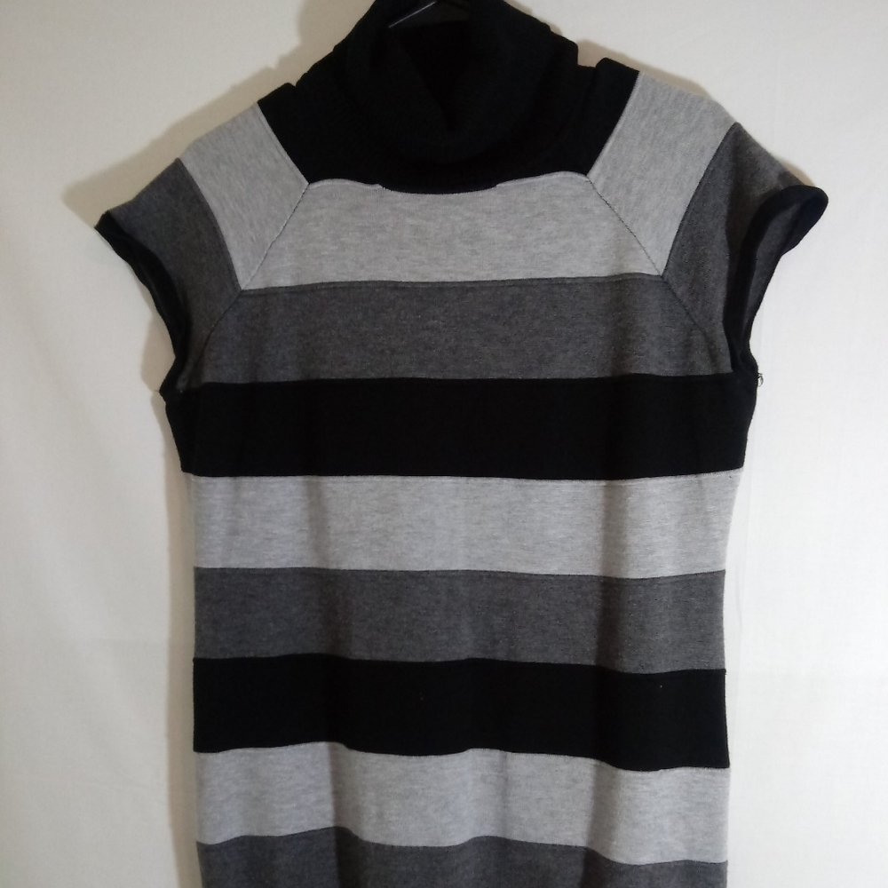 ⭐Xhilaration XXL Turtleneck Striped Sweater⭐